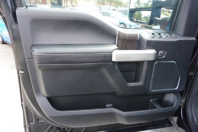 Certified 2021 Ford F250 Lariat w/ Tremor Off-Road Package AWD/4WD image 33
