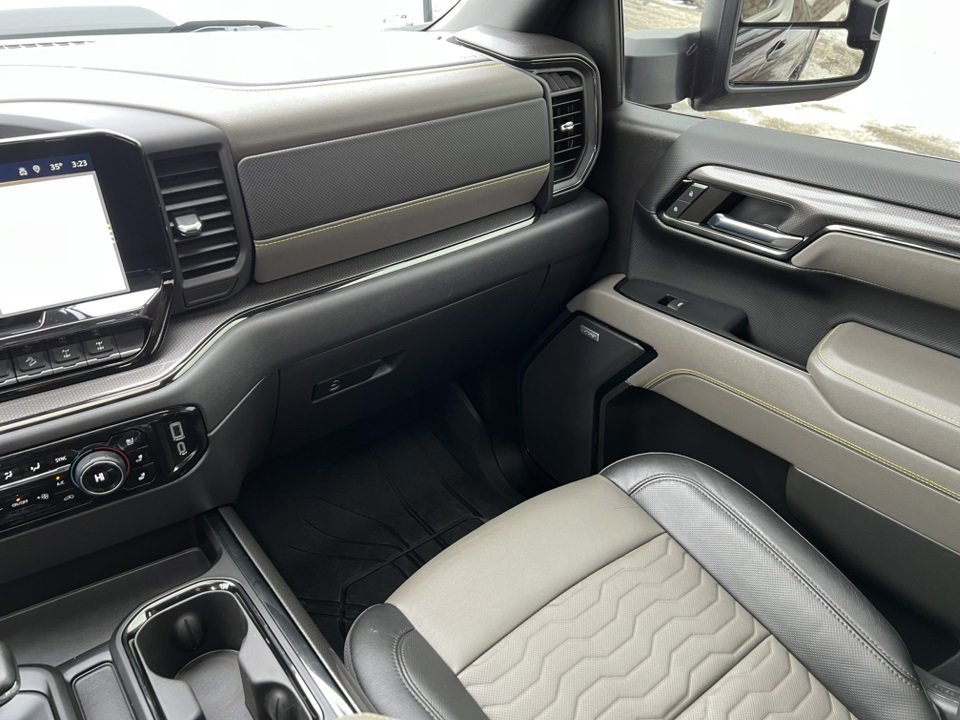 Used 2024 Chevrolet Silverado 1500 ZR2 image 33