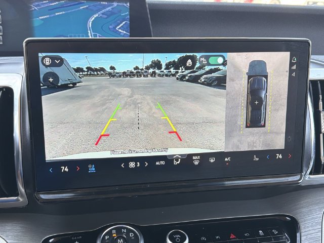 Certified 2025 Ford Expedition Max Platinum w/ Driver's Package AWD/4WD image 17