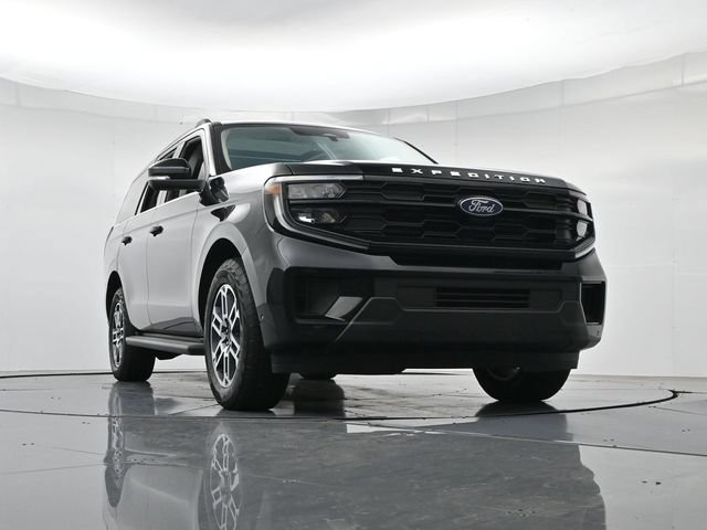 Certified 2025 Ford Expedition Active AWD/4WD image 38