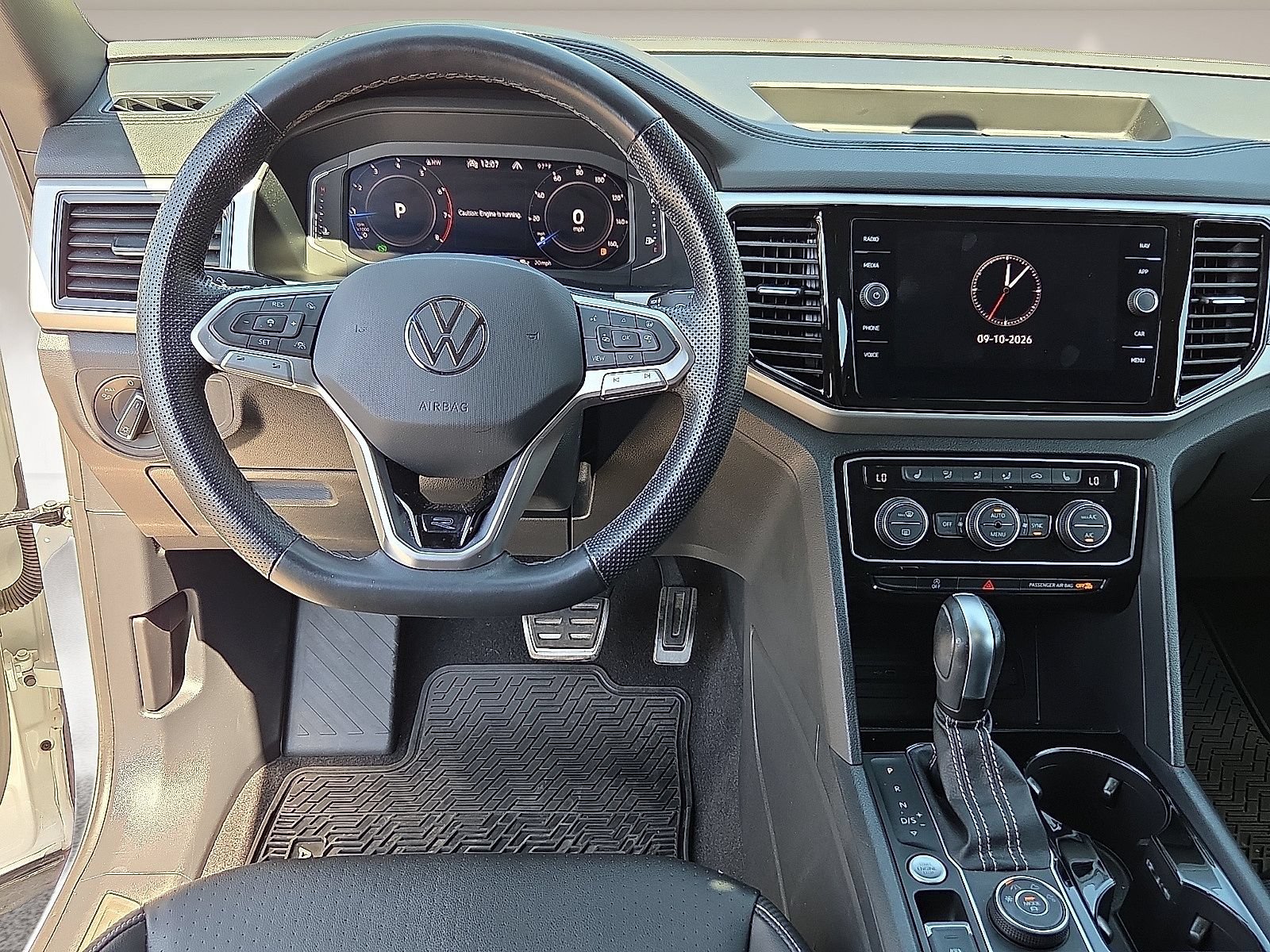 Used 2023 Volkswagen Atlas Cross Sport SEL R-Line AWD/4WD image 12
