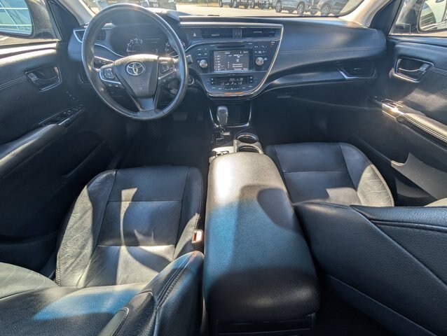 Used 2018 Toyota Avalon Touring FWD image 23