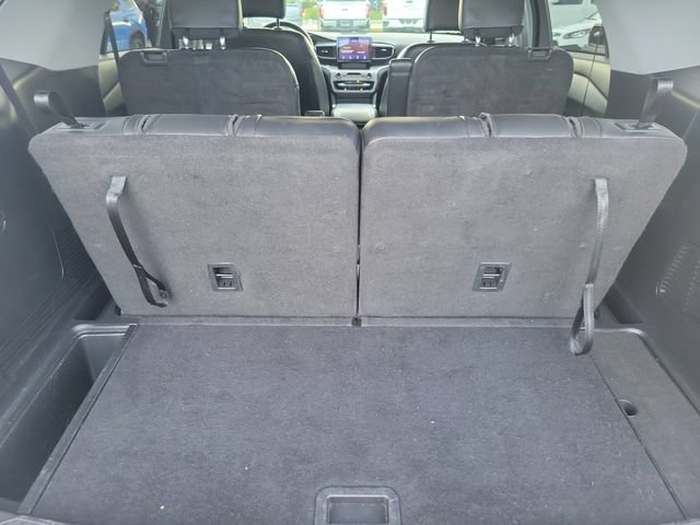Certified 2023 Ford Explorer XLT w/ Equipment Group 202A RWD image 10