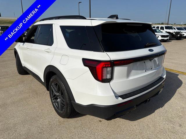 Certified 2025 Ford Explorer ST-Line w/ Premium Package RWD image 9