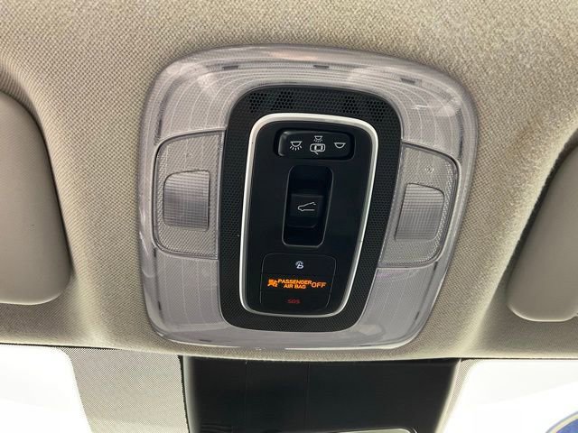 Used 2021 Hyundai Elantra Limited w/ Cargo Package image 19