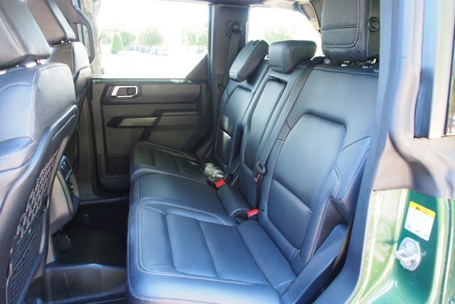 Certified 2025 Ford Bronco Badlands AWD/4WD image 18
