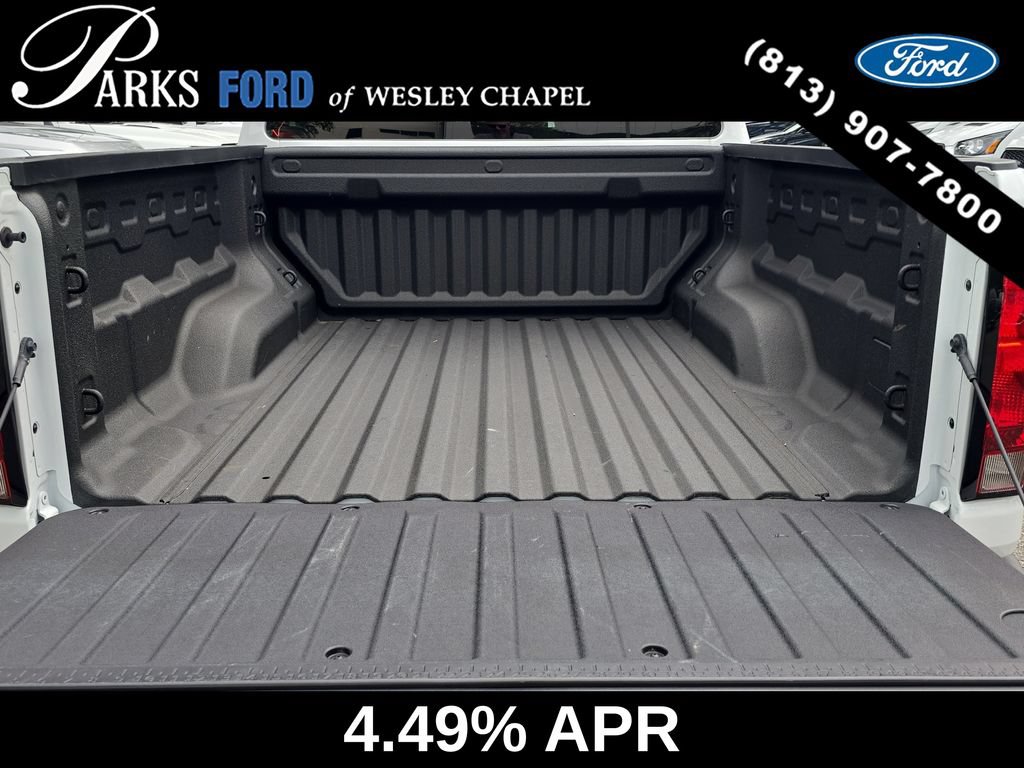 Used 2024 Chevrolet Colorado LT RWD image 9