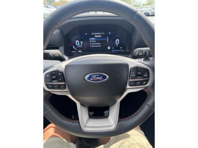 Certified 2025 Ford Explorer Active image 15