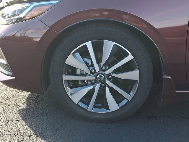 Used 2020 Nissan Sentra SV w/ SV Premium Package image 27