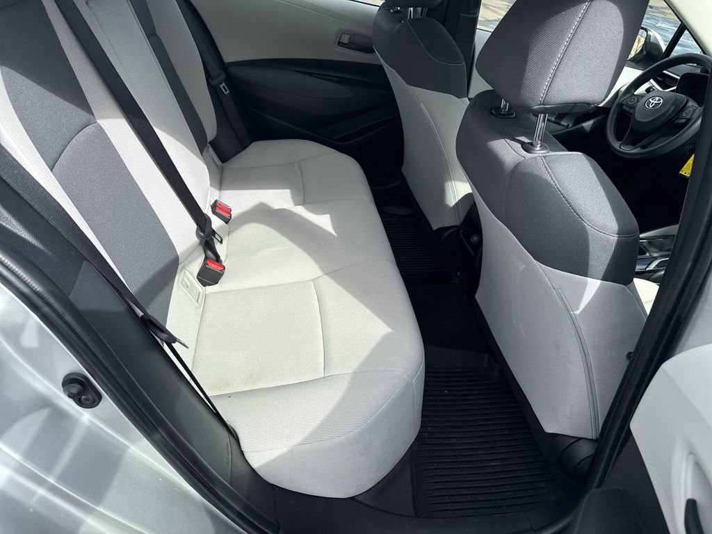 Used 2022 Toyota Corolla LE FWD image 13