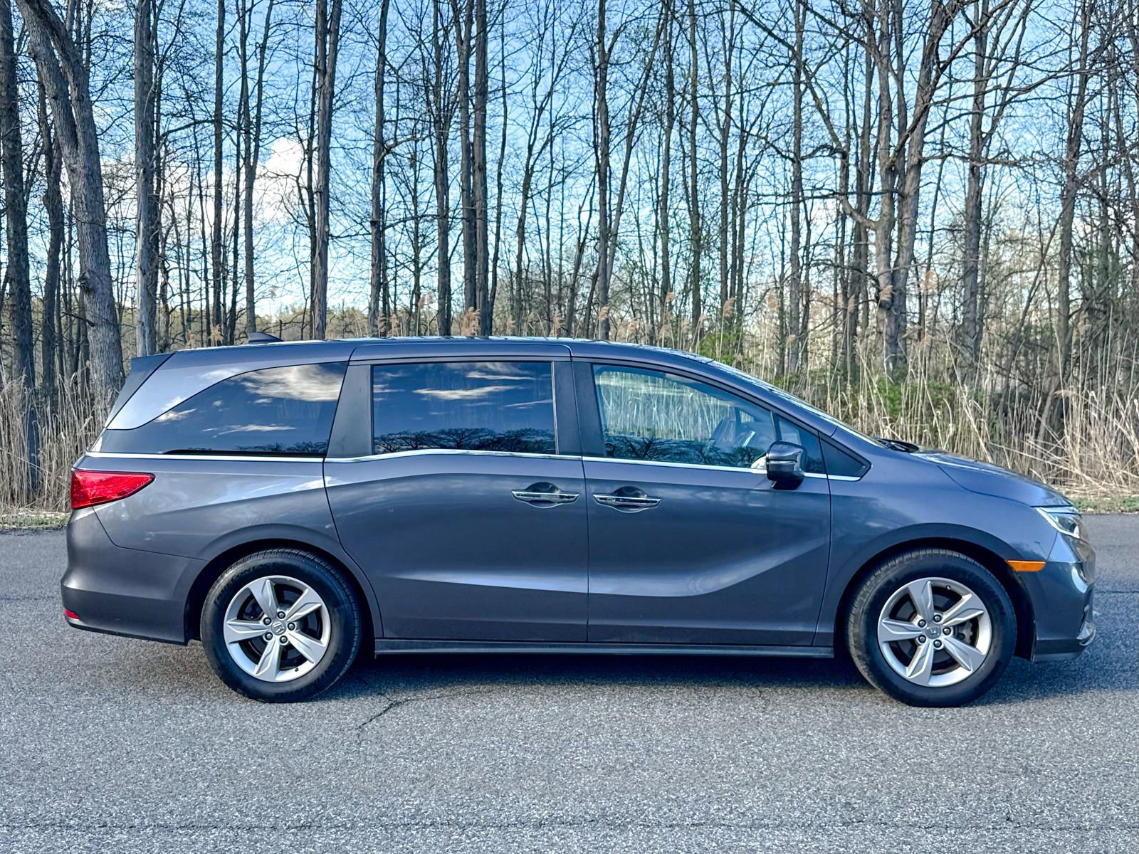 Used 2019 Honda Odyssey EX-L image 2