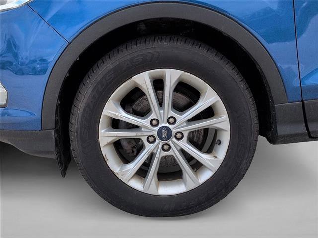 Certified 2017 Ford Escape SE w/ SE Cold Weather Package image 15