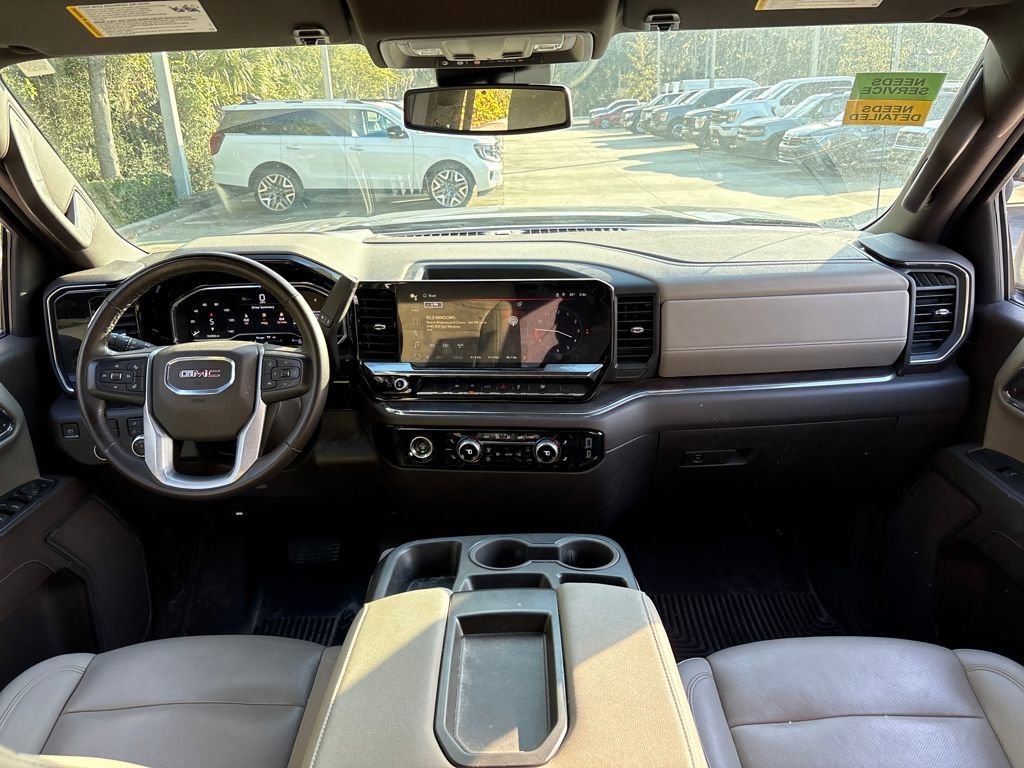 Used 2024 GMC Sierra 1500 SLT image 11