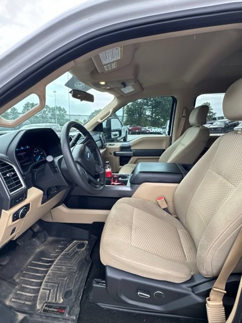 Certified 2017 Ford F250 XLT w/ XLT Premium Package AWD/4WD image 18