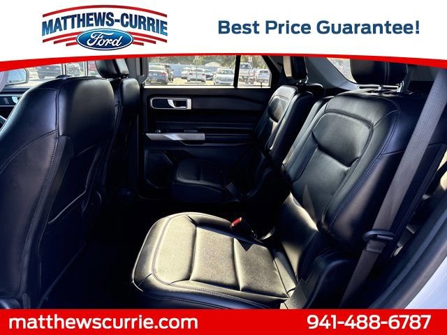 Certified 2024 Ford Explorer XLT w/ Equipment Group 202A RWD image 12