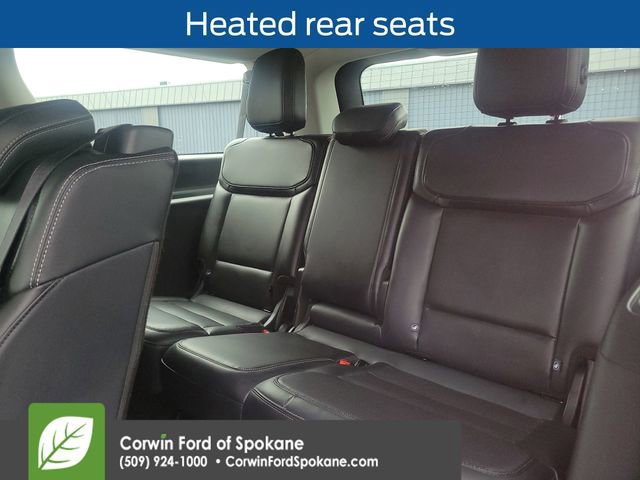 Certified 2025 Ford Expedition Max Platinum image 18