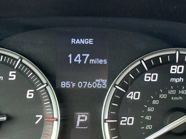 Used 2017 Acura TLX FWD image 33