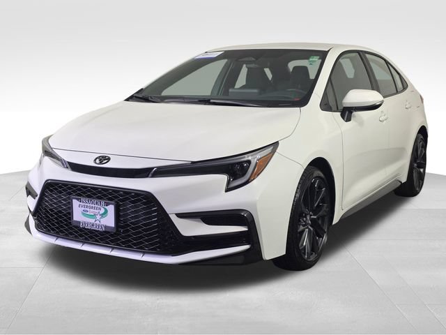 Used 2024 Toyota Corolla SE w/ SE Convenience Package FWD image 3