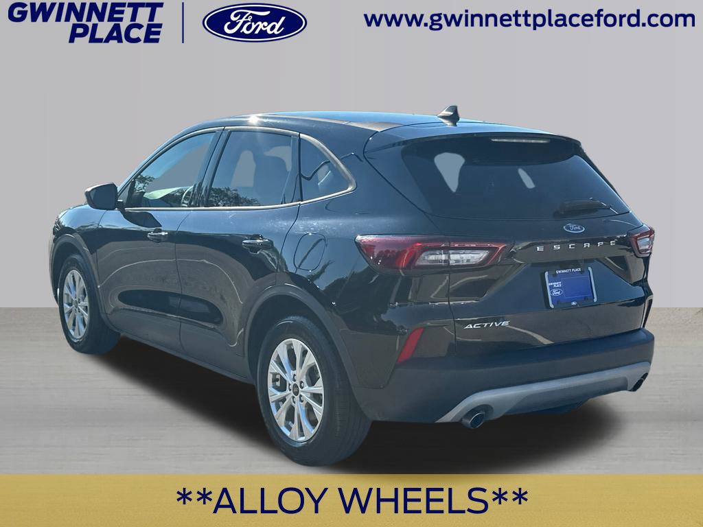 Certified 2025 Ford Escape Active FWD image 8