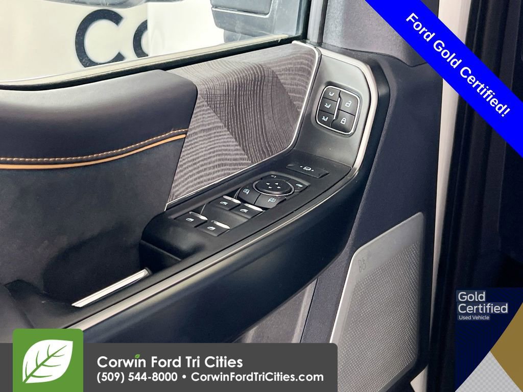 Certified 2024 Ford F350 Platinum w/ Tremor Off-Road Package image 15