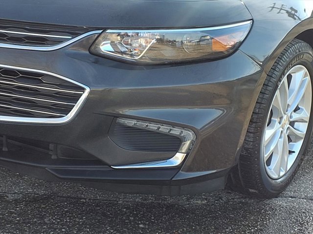 Used 2018 Chevrolet Malibu LT image 22