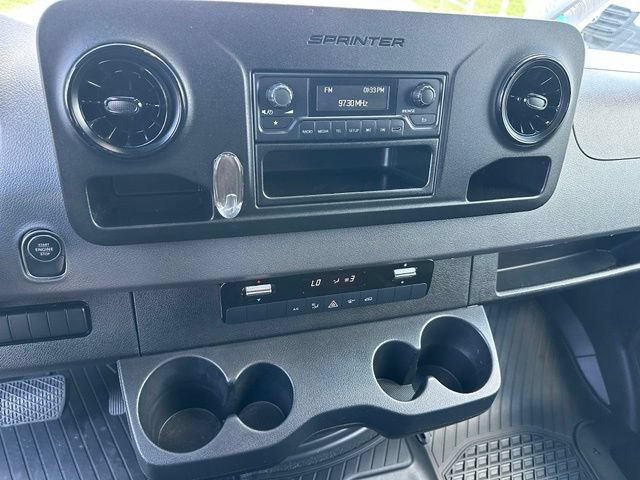 Used 2024 Mercedes-Benz Sprinter 2500 image 18