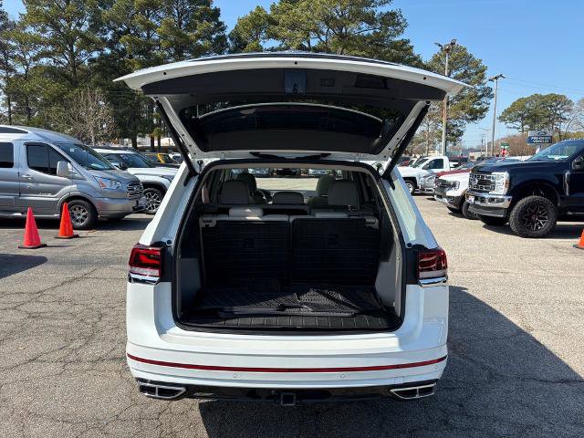 Used 2024 Volkswagen Atlas SEL Premium R-Line image 9