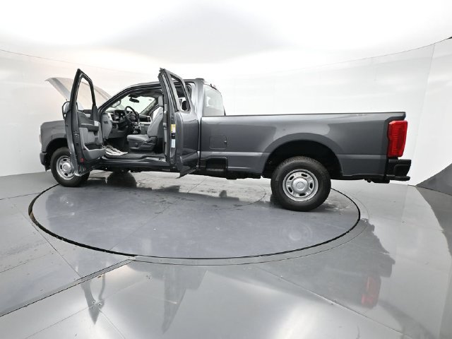 Certified 2026 Ford F250 XL RWD image 37