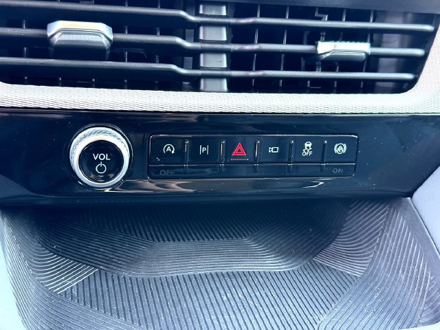Certified 2026 Ford Explorer Active w/ Active Comfort Package RWD image 20
