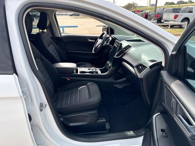 Certified 2022 Ford Edge SE w/ Black Appearance Package AWD/4WD image 14