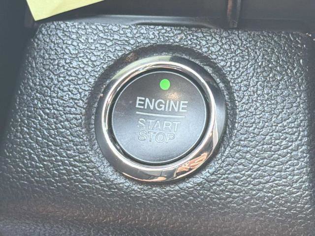 Certified 2019 Ford F150 Platinum w/ Equipment Group 701A Luxury image 16