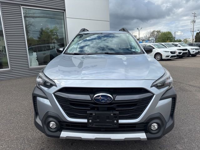 Used 2024 Subaru Outback Limited XT w/ Popular Package #2 AWD/4WD image 3