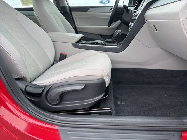 Used 2019 Hyundai Sonata SEL FWD image 17