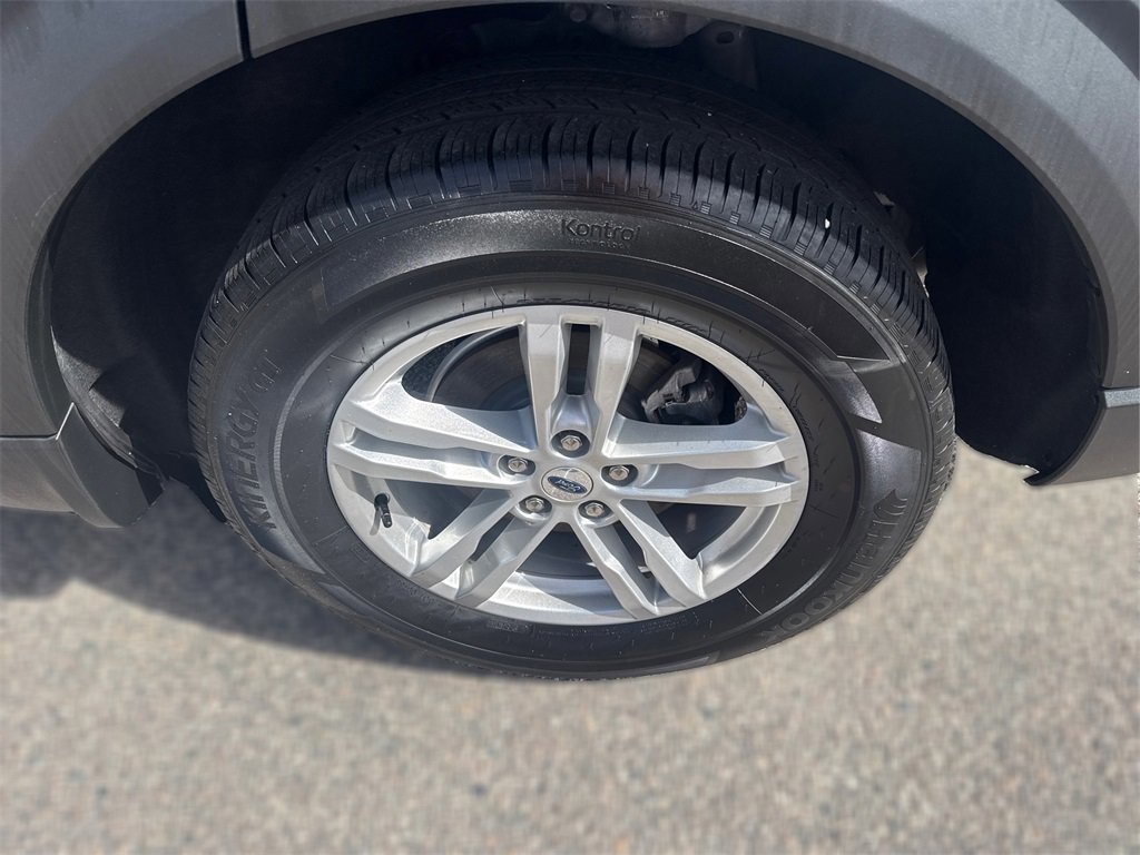 Certified 2022 Ford Explorer XLT w/ Equipment Group 202A image 13