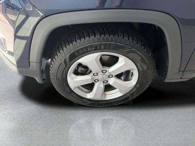 Used 2018 Jeep Compass Latitude w/ Popular Equipment Group FWD image 30