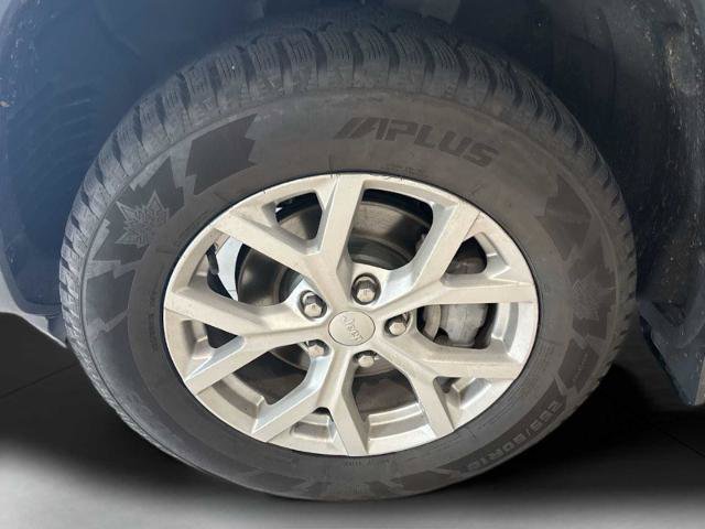 Used 2023 Jeep Grand Cherokee Limited AWD/4WD image 31