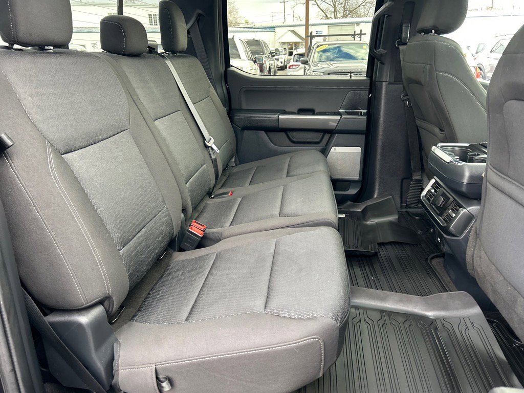 Certified 2022 Ford F150 XLT w/ Equipment Group 302A High image 20