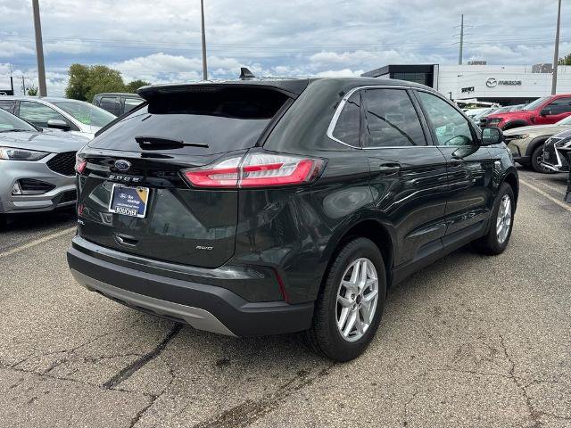 Certified 2024 Ford Edge SEL w/ Convenience Package AWD/4WD image 5