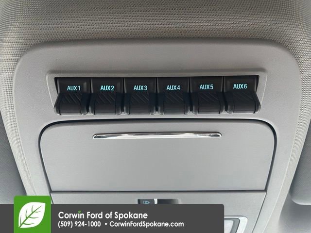 Certified 2024 Ford F250 Lariat w/ Chrome Package image 38