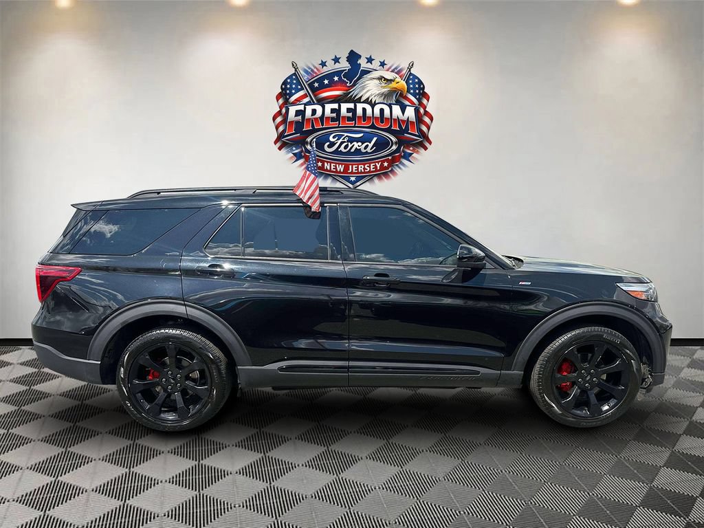 Certified 2023 Ford Explorer ST-Line AWD/4WD image 4