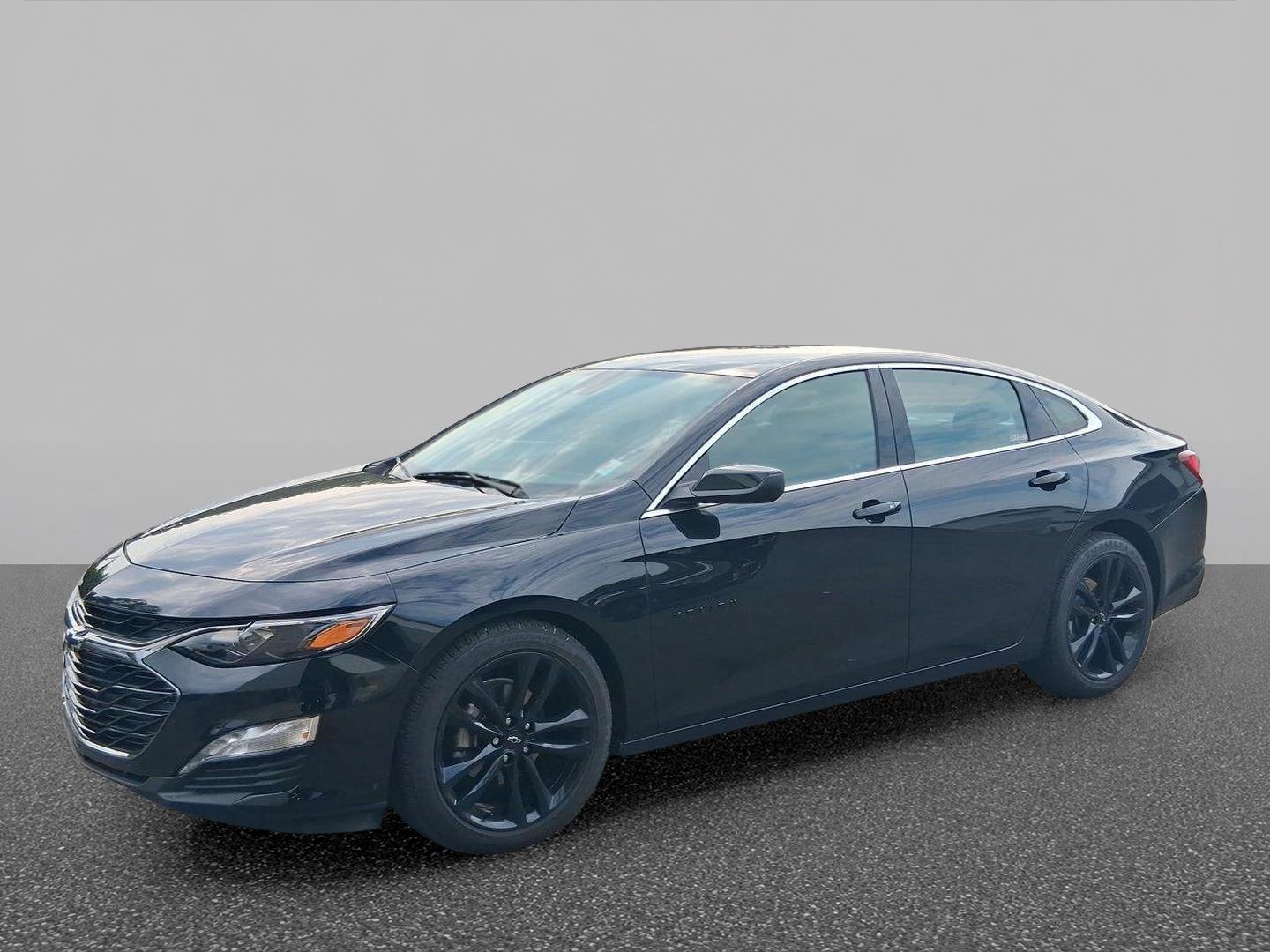 Used 2025 Chevrolet Malibu LT w/ Midnight Edition