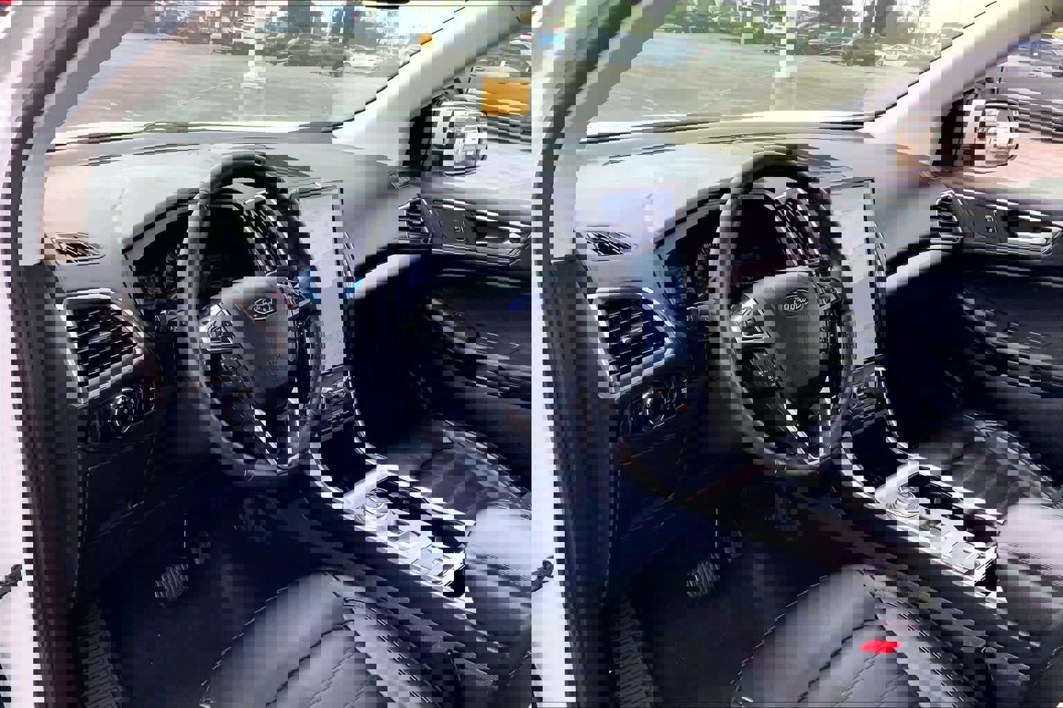 Certified 2024 Ford Edge SEL w/ Convenience Package image 16