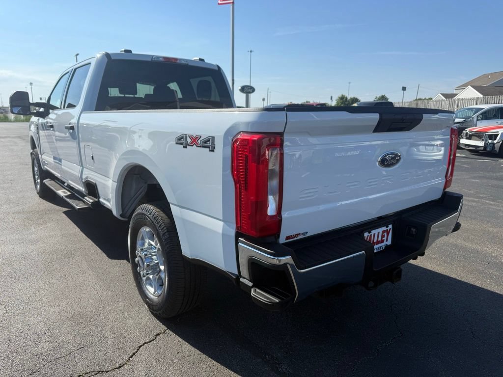 Certified 2025 Ford F350 XLT AWD/4WD image 8