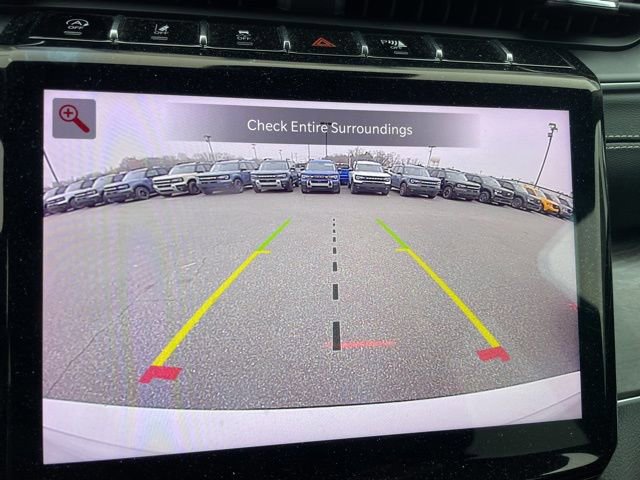 Used 2023 Jeep Grand Cherokee L Limited w/ Black Appearance Package image 17