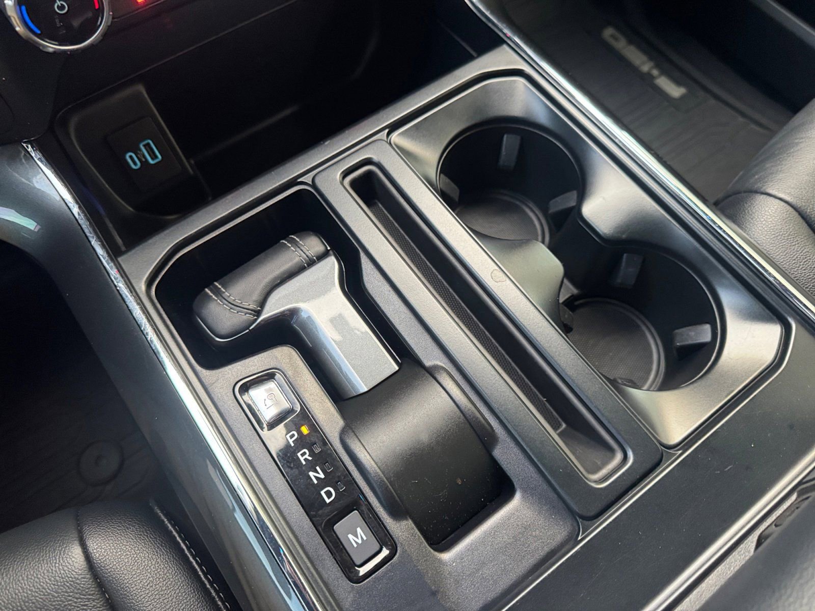 Certified 2022 Ford F150 XLT w/ Equipment Group 302A High image 24