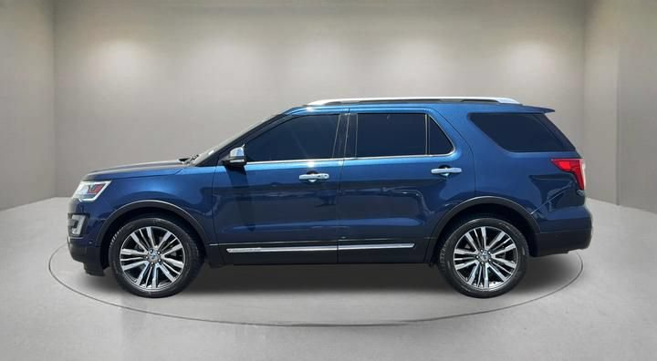Certified 2017 Ford Explorer Platinum AWD/4WD image 5