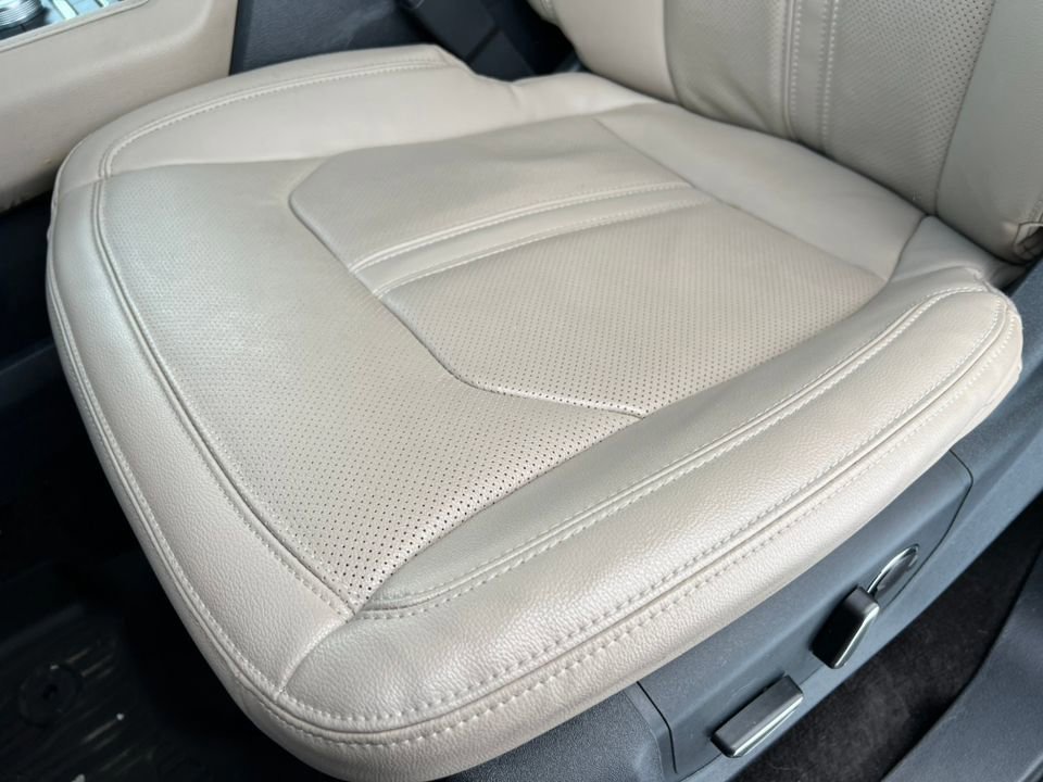 Certified 2022 Ford Expedition Limited image 19