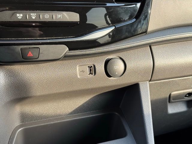 Certified 2024 Ford Transit 350 XLT image 17