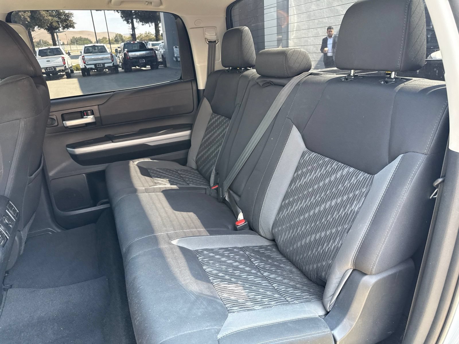 Used 2019 Toyota Tundra SR5 w/ SR5 Upgrade Package AWD/4WD image 14