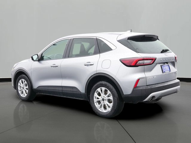 Certified 2024 Ford Escape Active w/ Tech Pack #1 AWD/4WD image 2